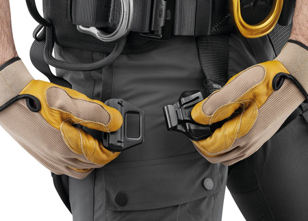 Harness Astro Wersja Międzynarodowa (black) (2025)