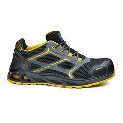 Shoes Features Anti-static Footwear 200 Joules Resistant Toe-cap Puncture Resistant Sole Shock Absorption In The Heel Region Heat Resistant 1 Minute Up To 300°c Hydrocarbons Resistant Men’s Width Women’s Width Orthopaedic Made To Measure Footbed, Complyin